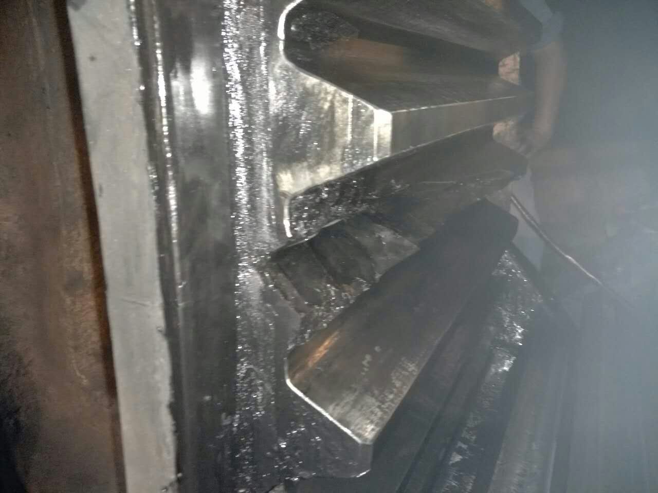 水泥厂减速机齿轮断齿维修
